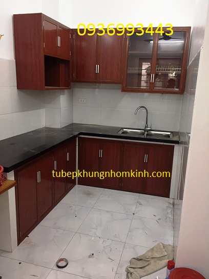 tủ bếp nhôm vân gỗ dưới xây bệ bếp tủ bếp nhôm vân gỗ dưới xây bệ bếp