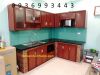 mẫu tủ bếp nhôm vân gỗ xây bệ bếp chữ L - anh 1 mẫu tủ bếp nhôm vân gỗ xây bệ bếp chữ L - anh 1