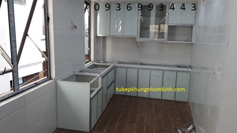 thiết kế tủ bếp nhôm sơn tĩnh điện cánh Zang Lee thiết kế tủ bếp nhôm sơn tĩnh điện cánh Zang Lee