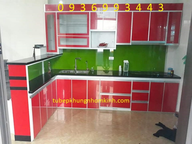 thiết kế tủ bếp nhôm cánh hệ Zang Lee có quầy bar thiết kế tủ bếp nhôm cánh hệ Zang Lee có quầy bar