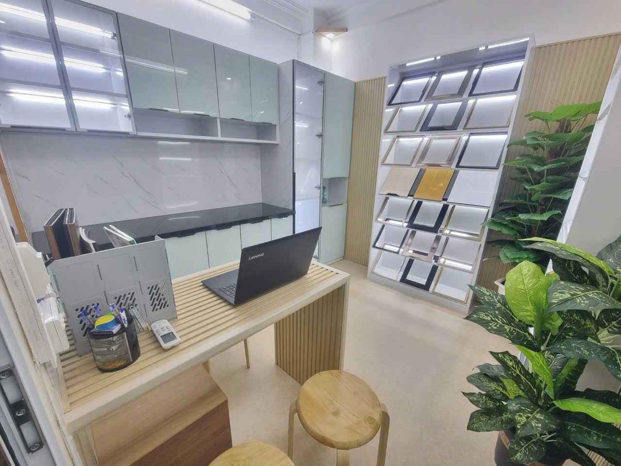 showroom_tu_beo_01