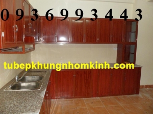 tu bep khung nhom kinh