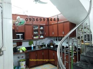thi công tủ bếp nhôm vân gỗ