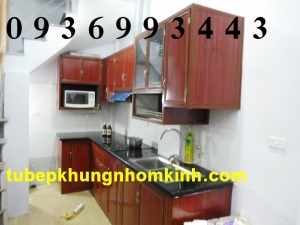 tủ bếp nhôm vân gỗ