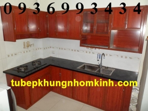 tu bep nhom kinh