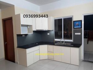 tu bep nhom canh go nhua