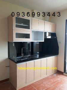 tu bep nhom canh Laminate