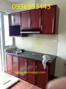 tủ bếp nhôm kính