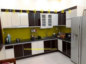 Tủ bếp Acrylic chữ L