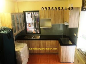 thi công tủ bếp Laminate