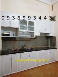 mẫu tủ bếp nhôm kính