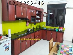 mau thi cong tu bep nhom kinh
