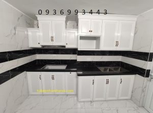 mẫu tủ bếp nhôm tân cổ điển