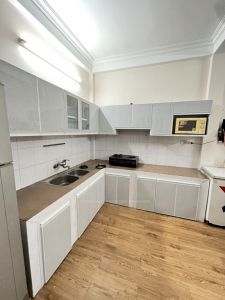 tủ bếp nhôm cánh hệ XingFa VN trắng