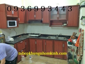 thi công tủ bếp nhôm vân gỗ