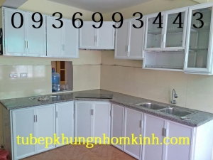 thi công tủ bếp nhôm sơn tĩnh điện