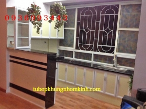 tủ bếp nhôm kính