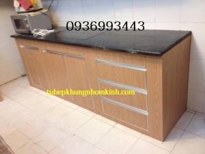 tu bep nhom canh Laminate