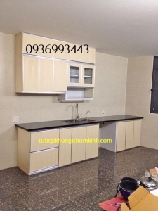 thiết kế tủ bếp nhôm cánh laminate
