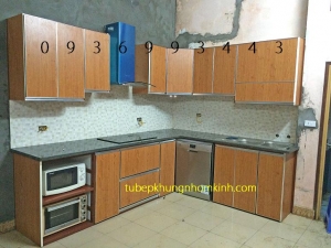 tủ bếp nhôm kính cánh Laminate đẹp