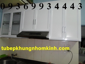 tủ bếp nhôm kính nhôm sơn tĩnh điện