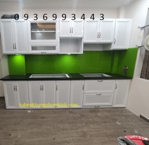 tủ bếp nhôm tân cổ điển