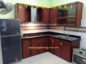 mẫu tủ bếp nhôm vân gỗ chữ L